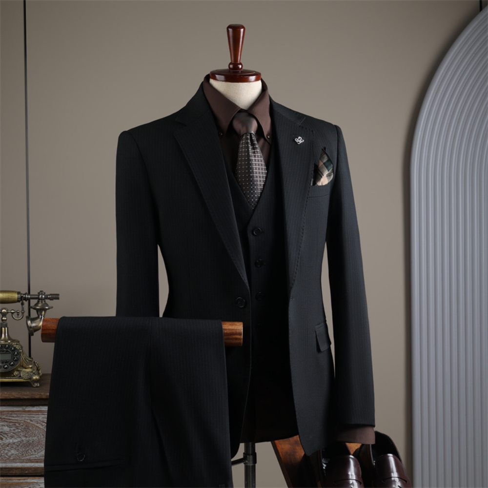 Textured Notched Lapel Tuxedo, - Mens Grooming On Sale ulasan dan harga