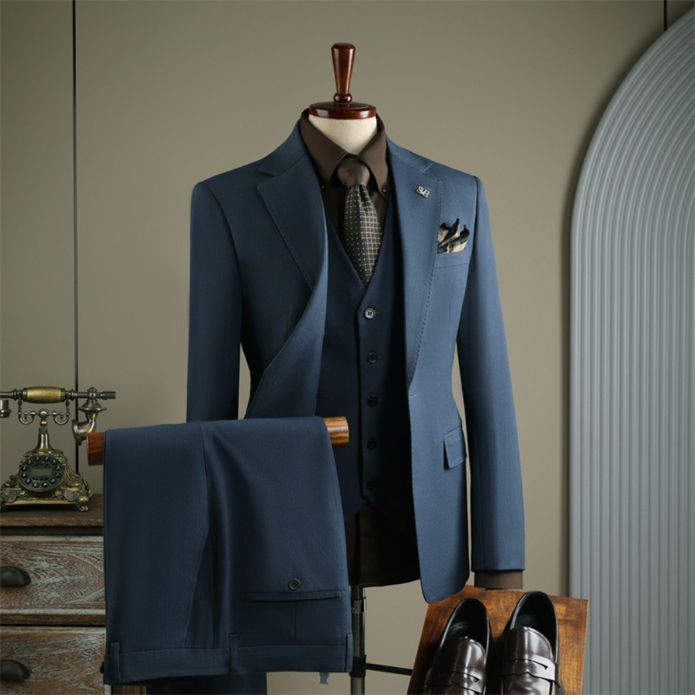 Textured Notched Lapel Tuxedo, - Mens Grooming On Sale ulasan dan harga
